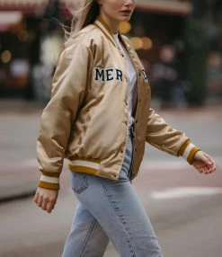 Nouveau ⭐ MERCER Veste Bomber Varsity Satin Jaune ???? 12 Nouveau ⭐ MERCER Veste Bomber Varsity Satin Jaune ???? -BOUTIQUE MARGAUX LONNBERG unnamed file 1035
