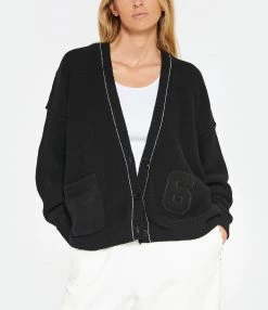 Promo 🎉 MM6 MAISON MARGIELA Cardigan Noir, Collection Studio ❤️ 9 Promo 🎉 MM6 MAISON MARGIELA Cardigan Noir, Collection Studio ❤️ -BOUTIQUE MARGAUX LONNBERG unnamed file 115