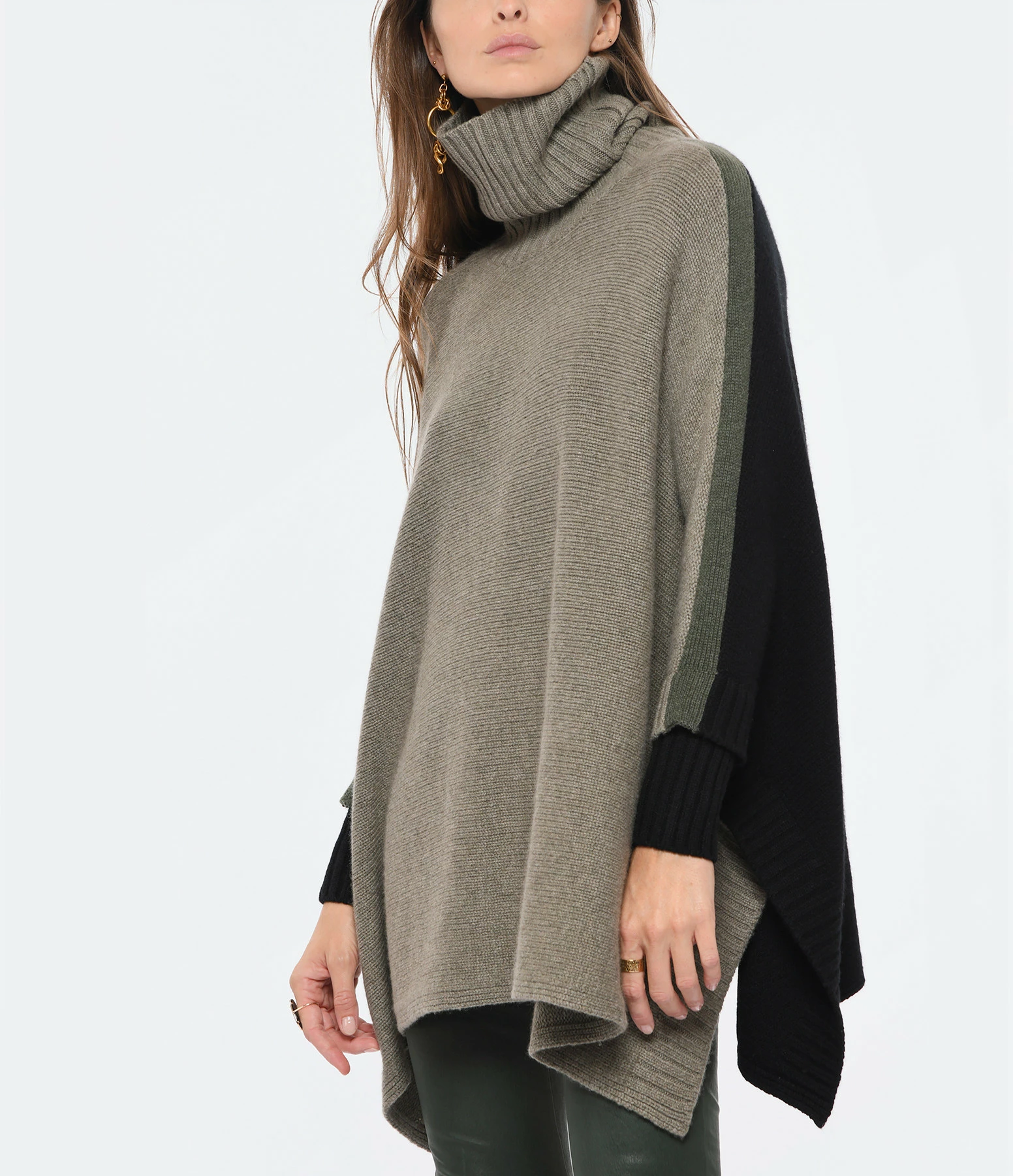 Meilleure vente ???? KUJTEN Poncho Ciara Smoking Cachemire Kaki Noir ???? 3 Meilleure vente ???? KUJTEN Poncho Ciara Smoking Cachemire Kaki Noir ???? – Image 3
