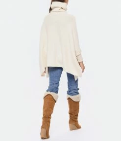 Sortie ⌛ KUJTEN Poncho Ciara Col Roulé Cachemire Blanc 🥰 -BOUTIQUE MARGAUX LONNBERG unnamed file 1288