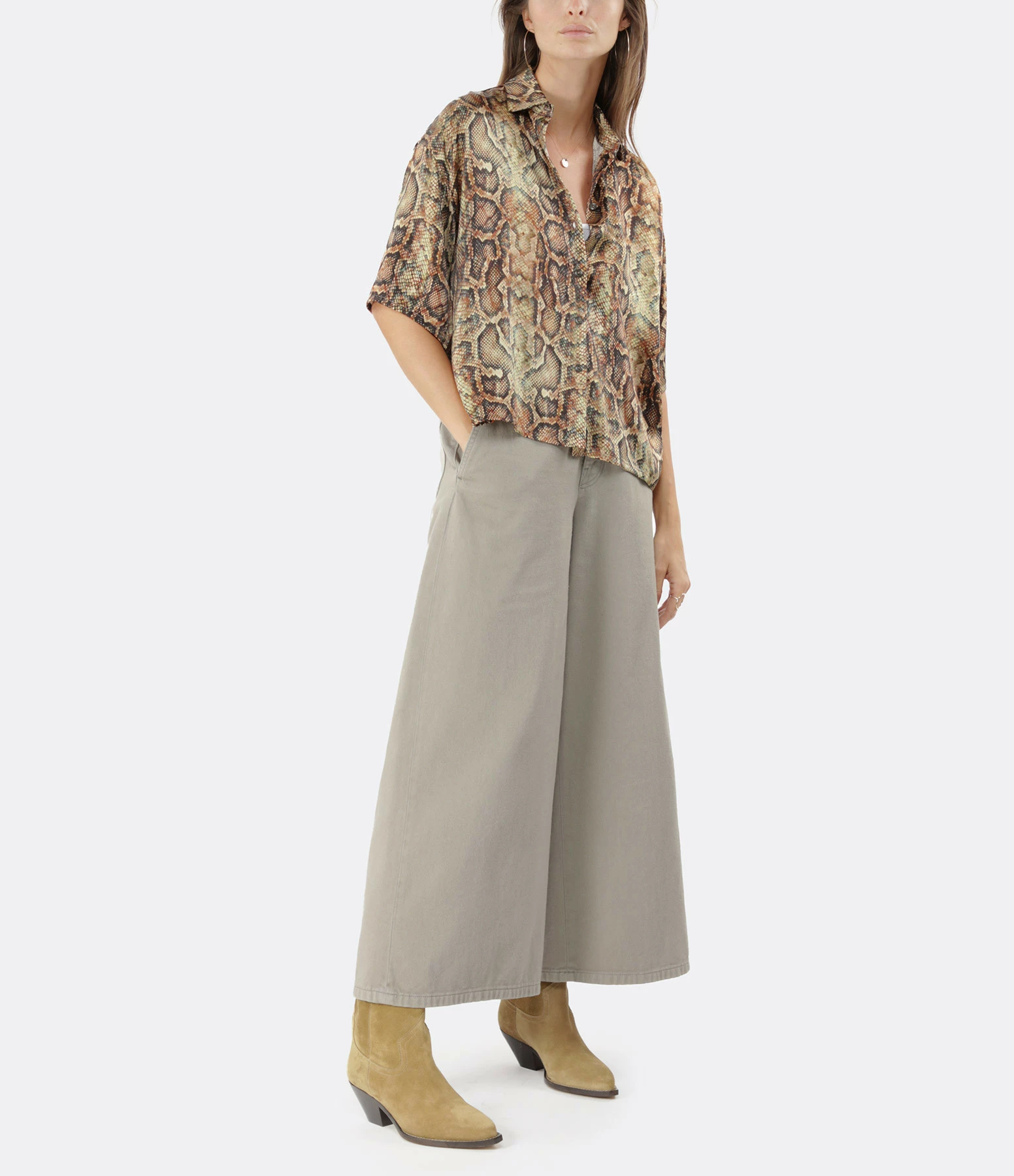 Sortie 😀 MAEVY MOUVEMENT LIBRE Chemise Trèfleprint Serpent 😍 4 Sortie 😀 MAEVY MOUVEMENT LIBRE Chemise Trèfleprint Serpent 😍 – Image 4