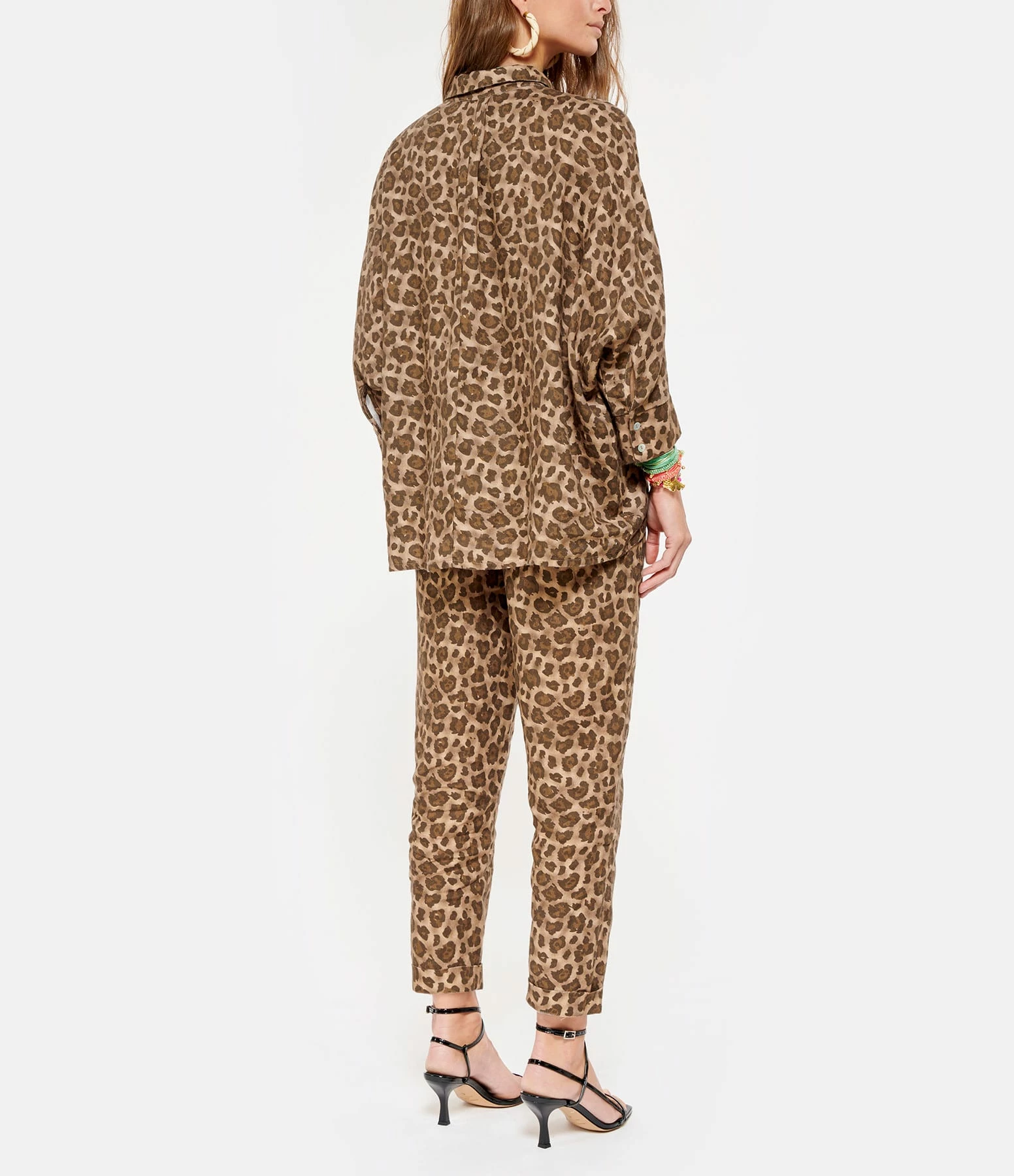 Les meilleures critiques de ⭐ JEANNE VOULAND Chemise Fur Oversize Lin Imprimé Léopard 🎁 5 Les meilleures critiques de ⭐ JEANNE VOULAND Chemise Fur Oversize Lin Imprimé Léopard 🎁 – Image 5