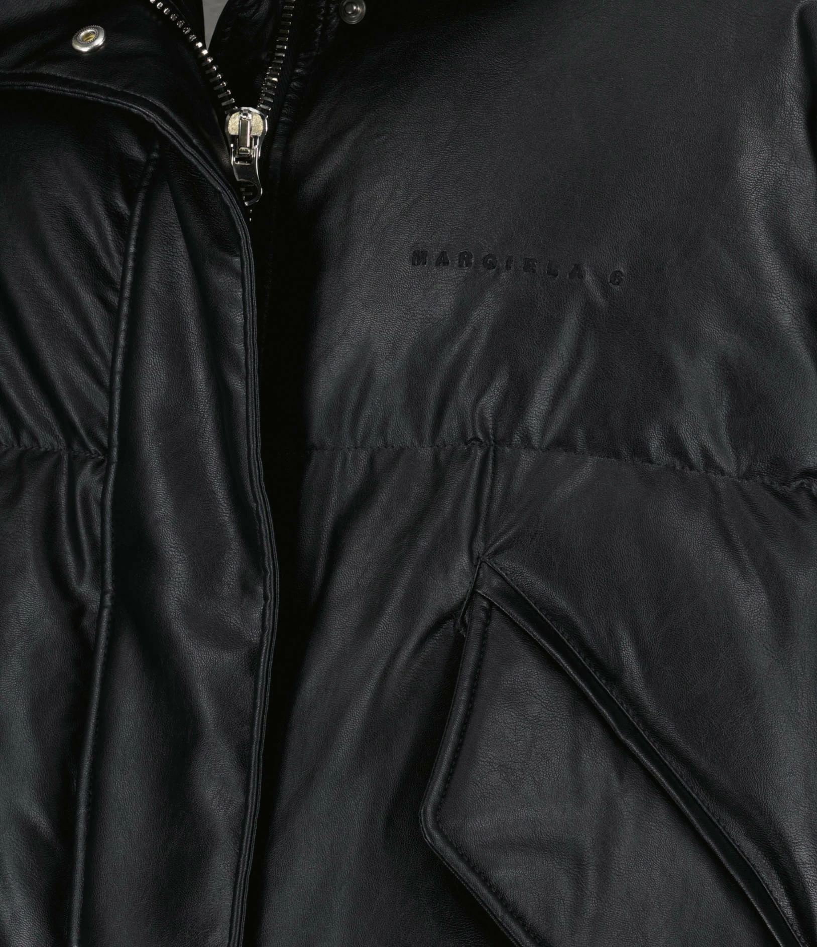 Vente flash 😍 MM6 MAISON MARGIELA Doudoune Matelassée Simili Cuir Noir 🌟 2 Vente flash 😍 MM6 MAISON MARGIELA Doudoune Matelassée Simili Cuir Noir 🌟 – Image 2