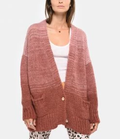 Coupon ❤️ NOUS Cardigan Carry Rouge ⌛ -BOUTIQUE MARGAUX LONNBERG unnamed file 440