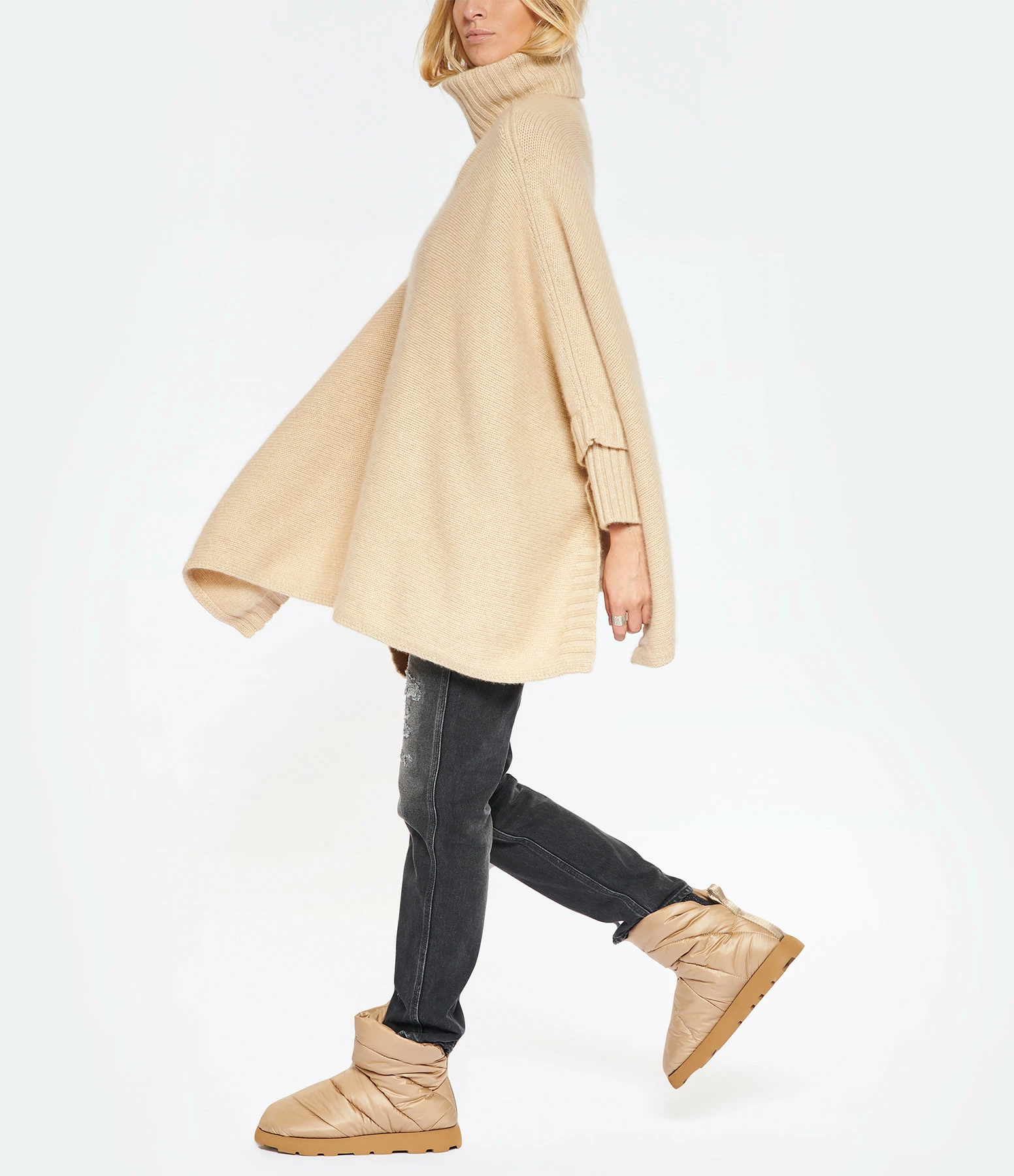 Nouveau 💯 KUJTEN Poncho Ciara Col Roulé Cachemire Beige Organique 🧨 7 Nouveau 💯 KUJTEN Poncho Ciara Col Roulé Cachemire Beige Organique 🧨 – Image 7
